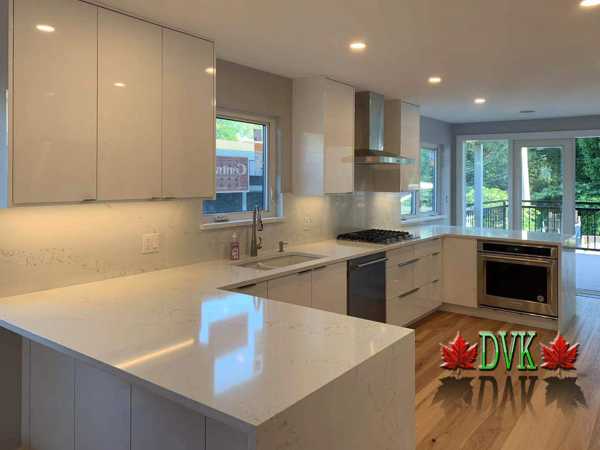 Discount Vancouver Kitchen (DVK) - 09-DVK Glossy White Flat Plywood Box - DVK Discount Price for 10'X10' Kitchen = $1999.00